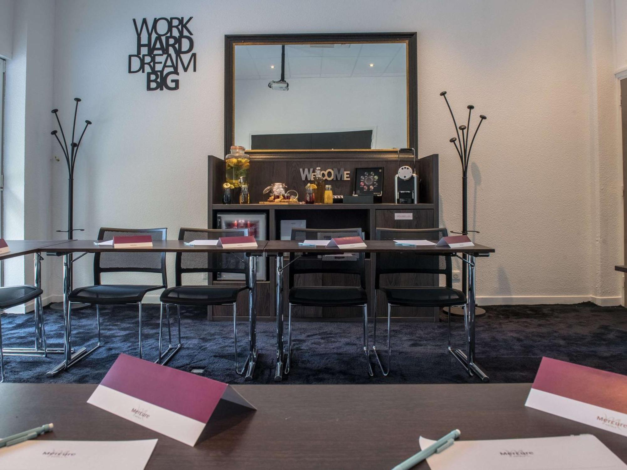 Mercure Paris Porte De Pantin Exterior photo